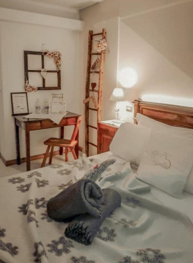 Le Coeur du Pont Hotel Donnaz Eksteriør billede